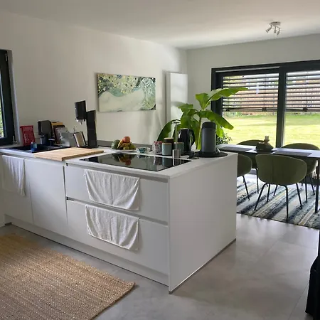 Gemuetliches Gaestezimmer In Zentraler Und Ruhiger Lage Δωμάτια σε οικογενειακή κατοικία